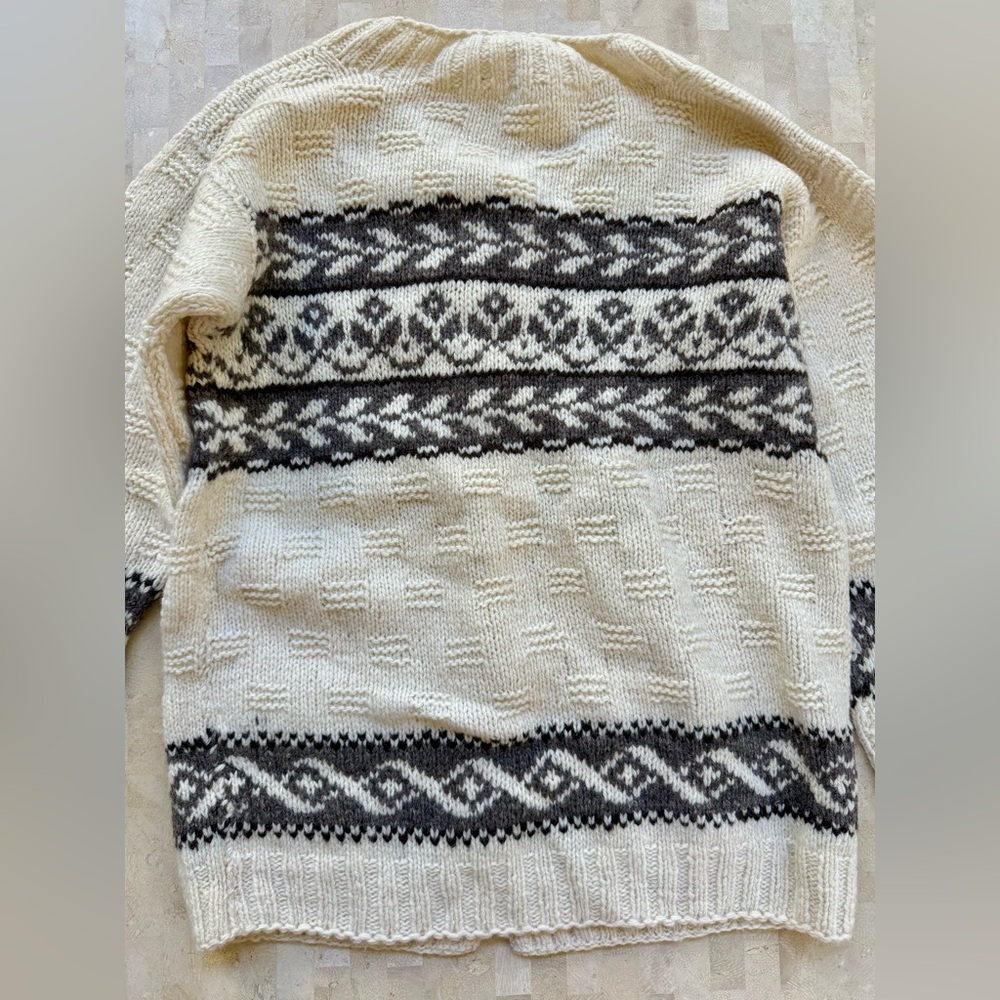 VINTAGE Wool Chunky Heavyweight Hand knit Mohair Fair Isle Cardigan Sweater M - Picture 8 of 9